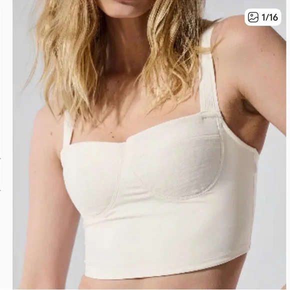 ***SOLD*** NWT ALO Yoga Airlift Turn It Up Bra Tank in Ivory Cream L - Picture 8 of 13